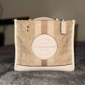 Coach Dempsey Tote 22
